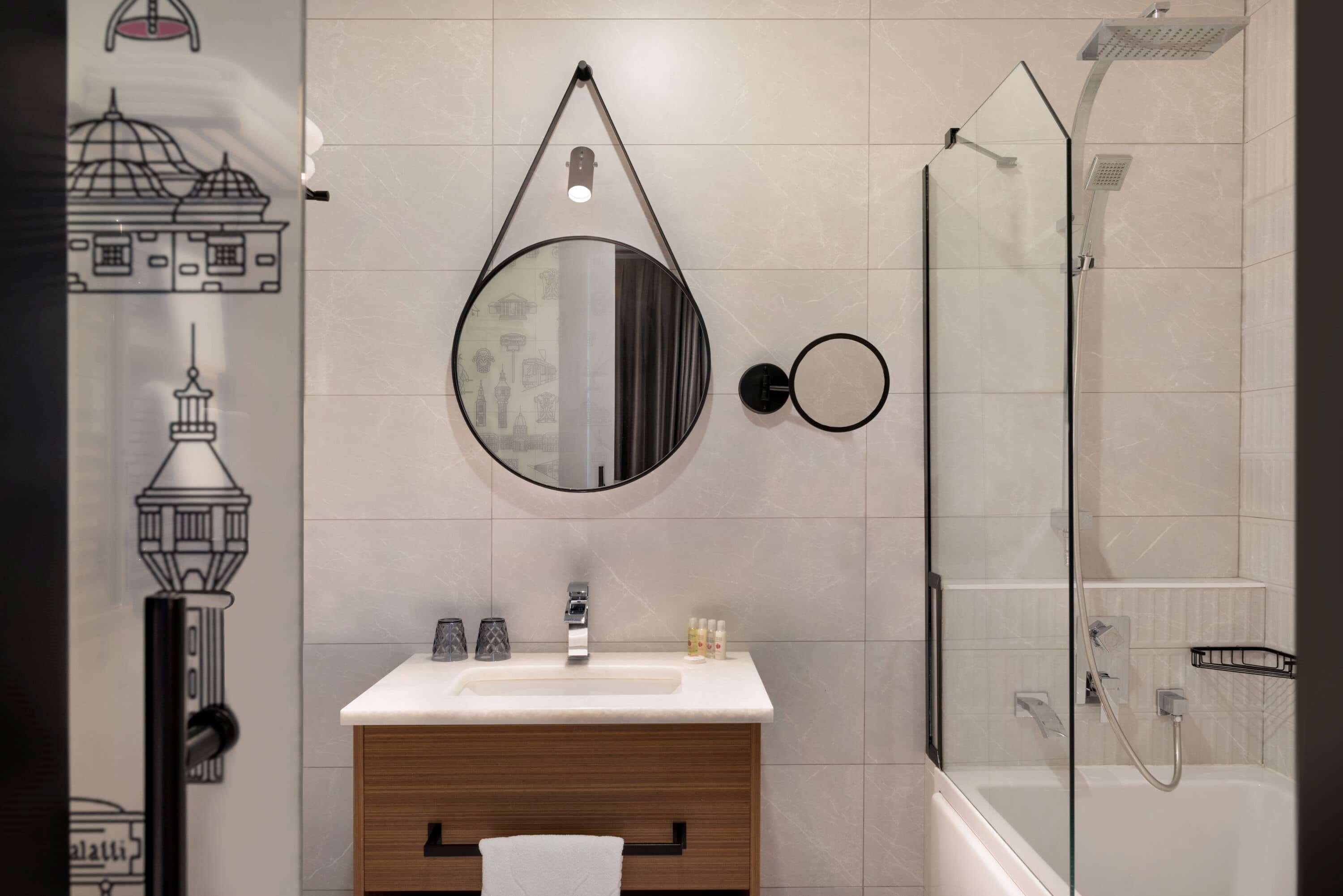 Ramada by Wyndham Budapest City Center Bagian luar foto