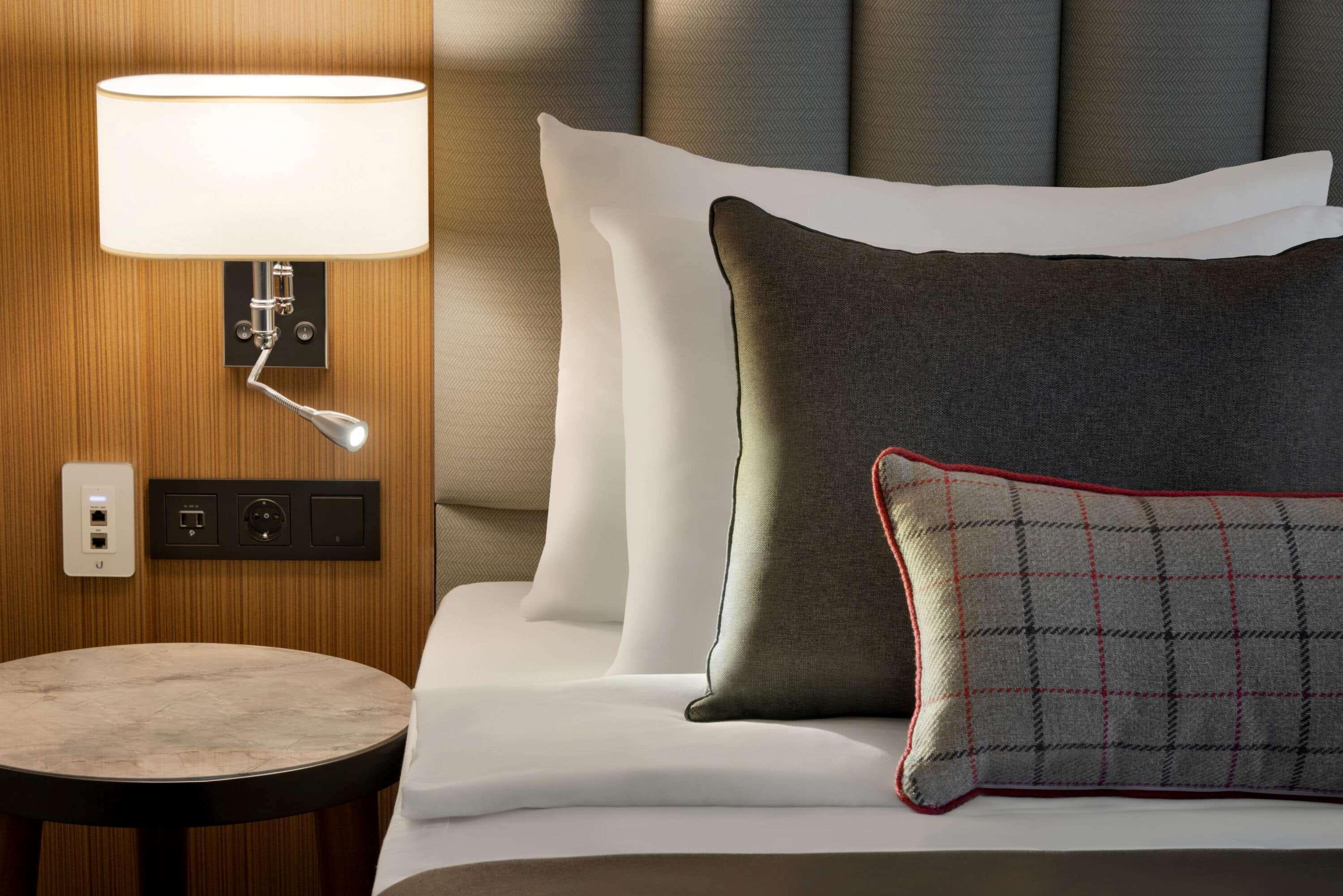 Ramada by Wyndham Budapest City Center Bagian luar foto