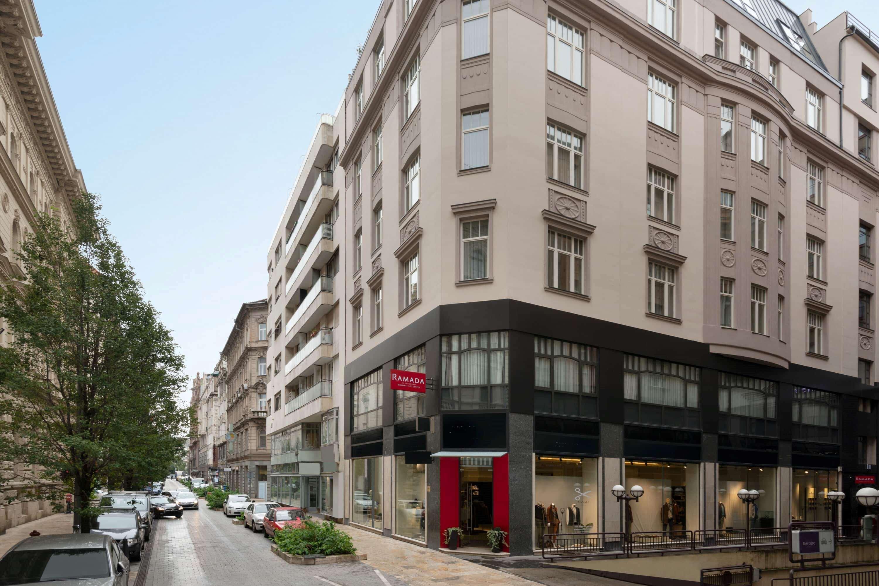 Ramada by Wyndham Budapest City Center Bagian luar foto