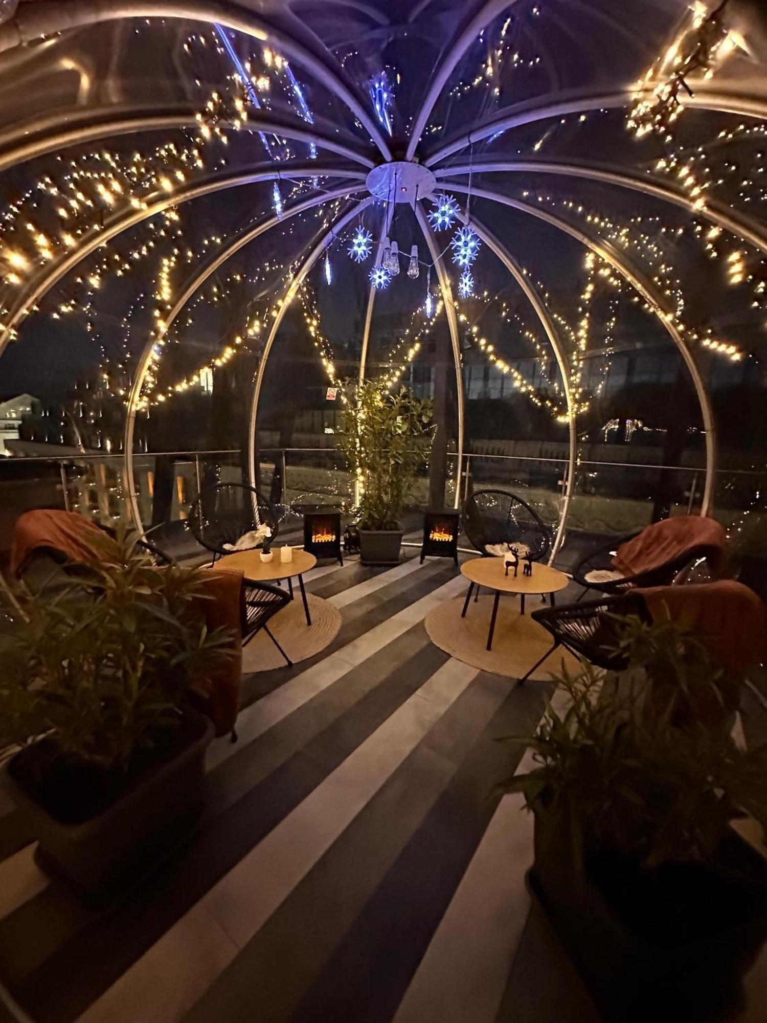 Ramada by Wyndham Budapest City Center Bagian luar foto
