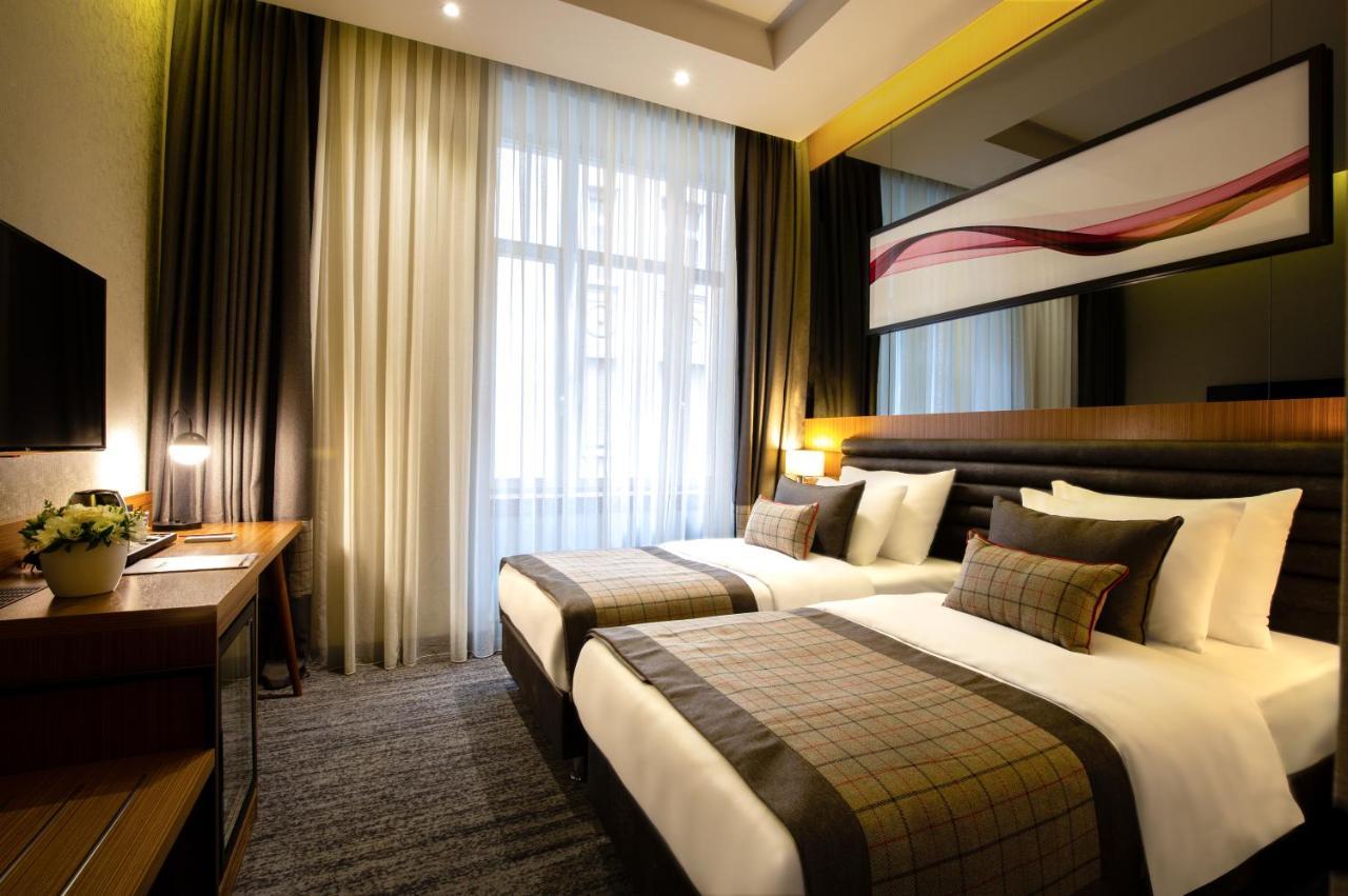 Ramada by Wyndham Budapest City Center Bagian luar foto